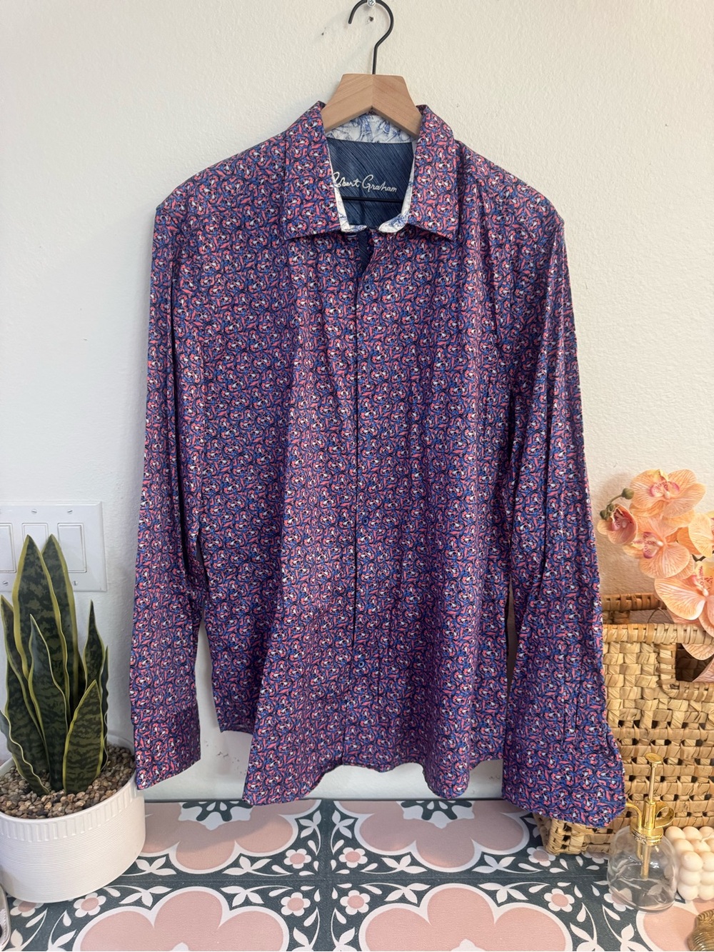 Robert Graham Purple & Pink Paisley Casual Button-Down Shirt